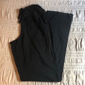 Lululemon black yoga pants